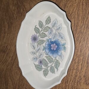WEDGEWOOD Clementine Pin Dish  Trinket Soap Dish Bone China Made in England